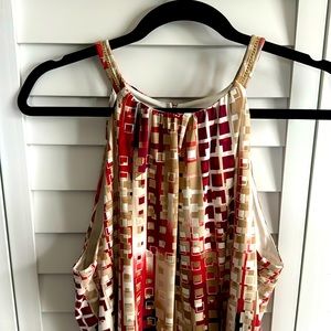 WHBM racer style tank blouse with sexy open back and keyhole front. EUC sz L